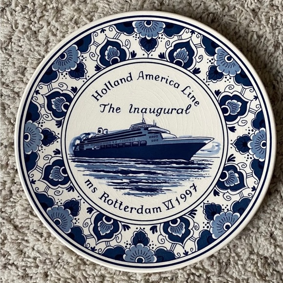 Holland America Line- The Inaugural Ms Rotterdam VI 1997 Blauw Delft Plate - EUC - Picture 2 of 8
